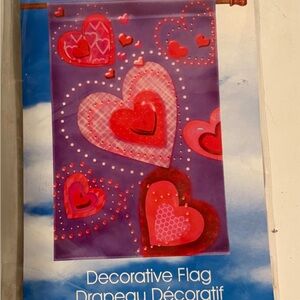 NWT 25x38in Outdoor Indoor Valentine Purple,Pinkand  Red Hearts Decorative Flag